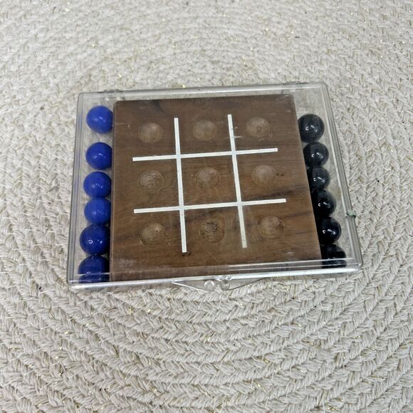 Travel Tic Tac Toe Game Green Black Marbles Plastic Case 1960s Vintage Crestline - Picture 5 of 5